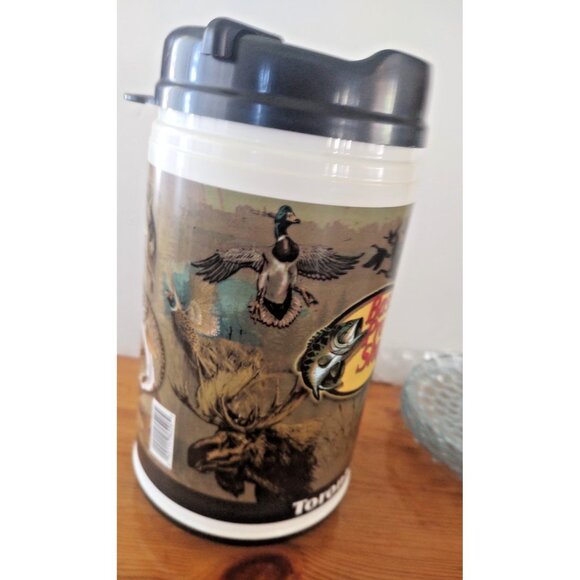 Large Bass Pro Shop 32 Ounce Travel/Fishing Coffee Mug - Toronto - Picture 2 of 10